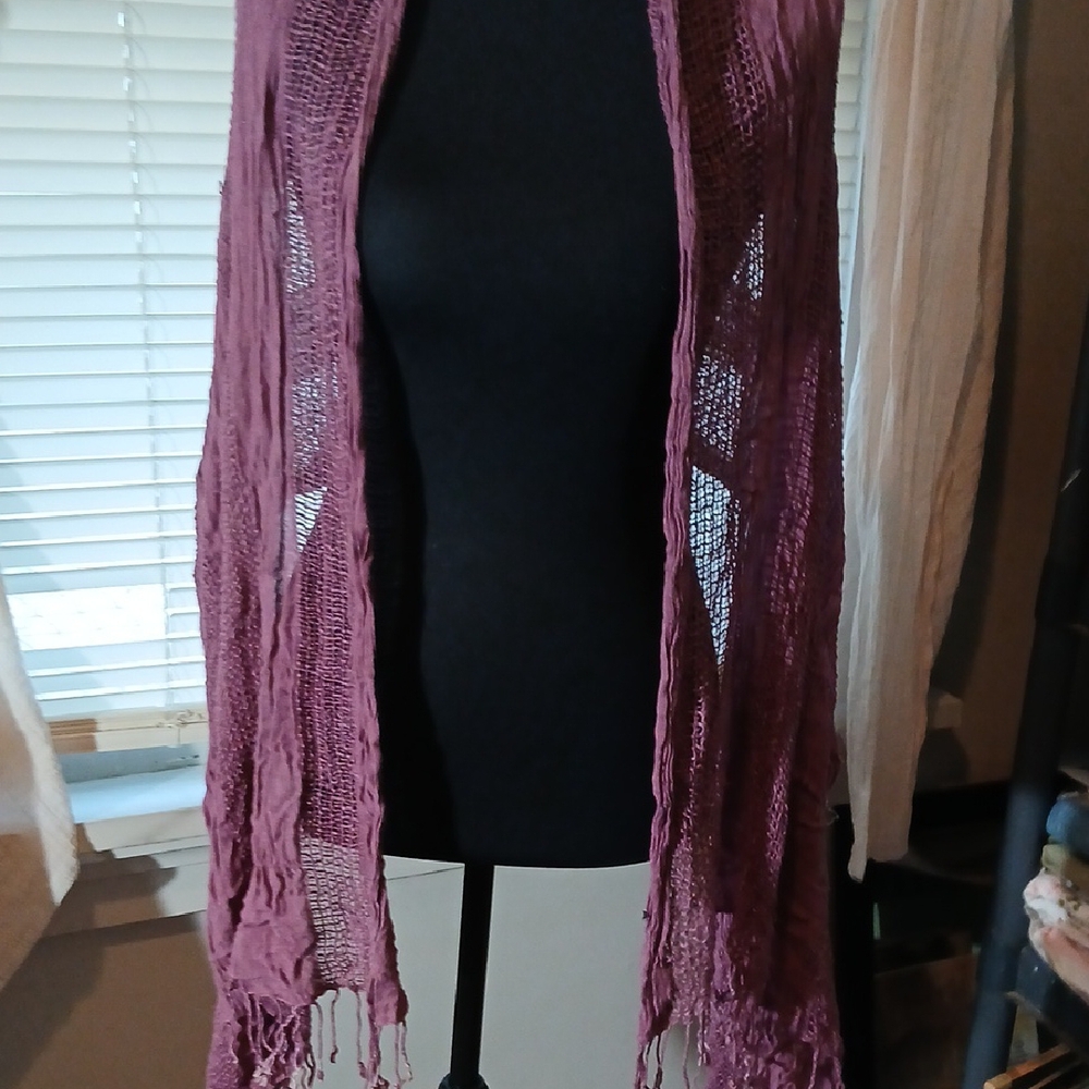 Flowy Mesh Scarf Or Wrap Mauve Woven Cotton Street Wear, Easy Going Gypsy Vibe - Picture 3 of 8
